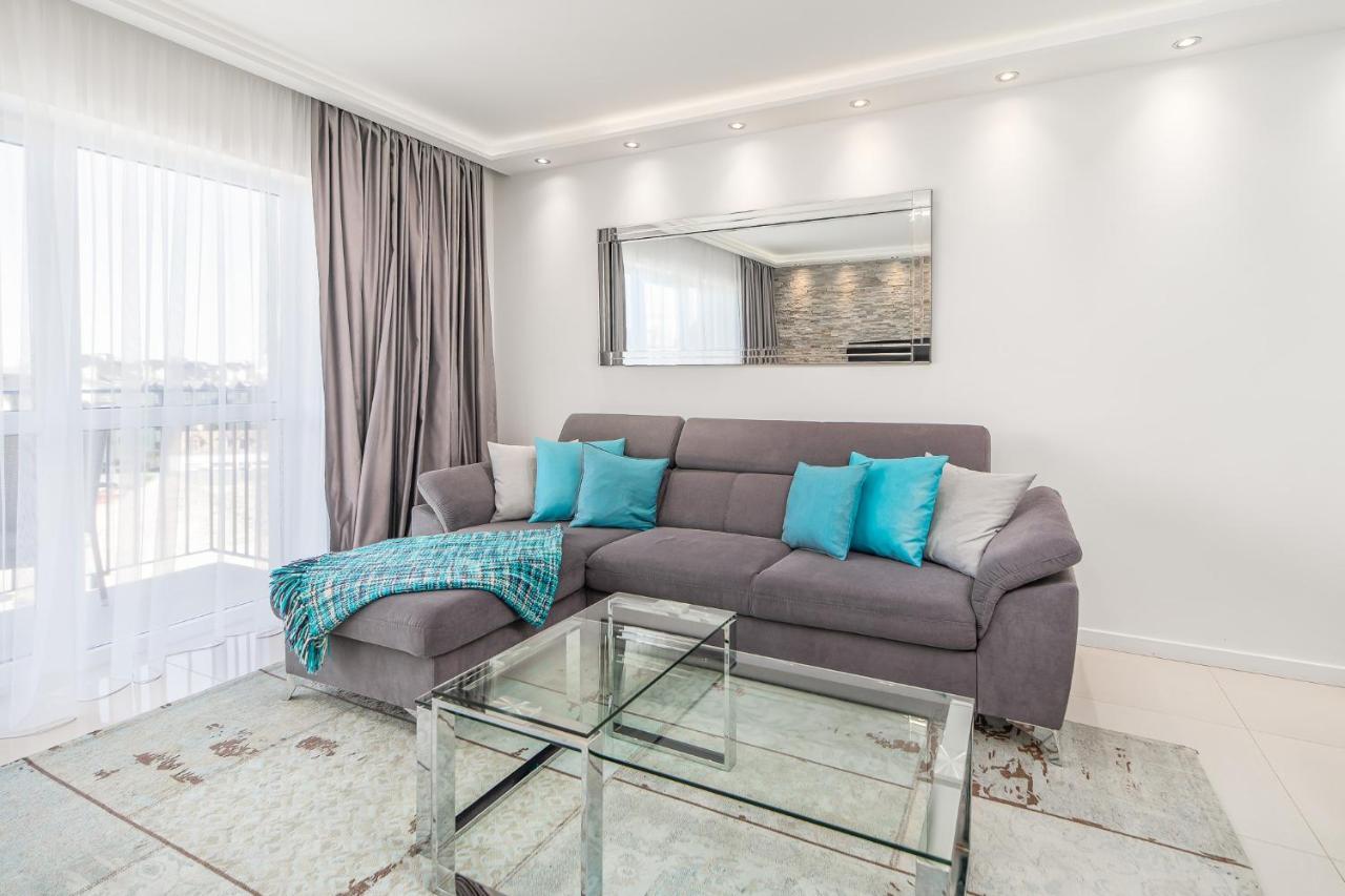 Stylish Vacation Apartment With Parking In Miedzyzdroje By Noclegi Renters Экстерьер фото