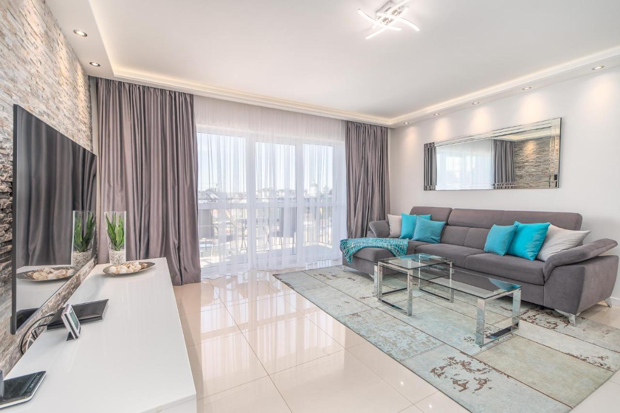 Stylish Vacation Apartment With Parking In Miedzyzdroje By Noclegi Renters Экстерьер фото