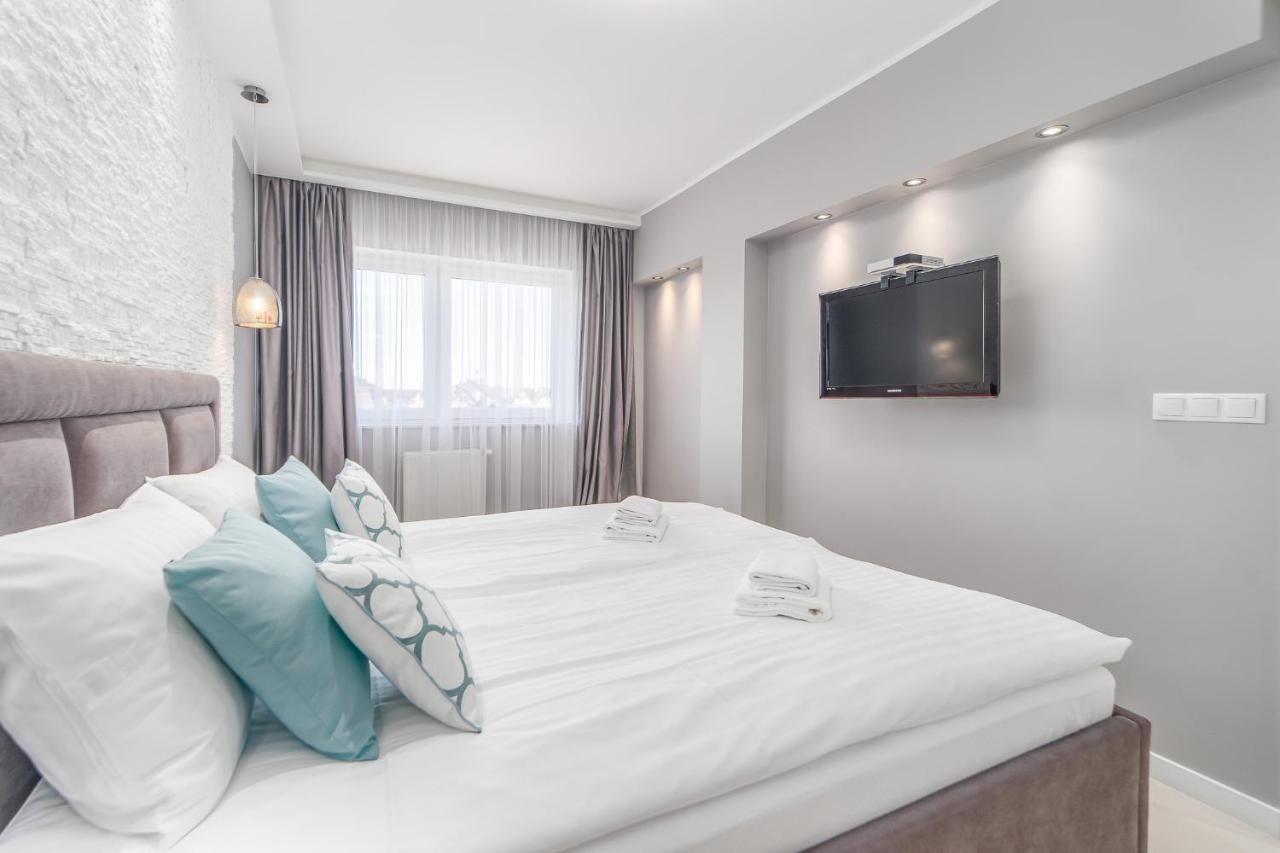 Stylish Vacation Apartment With Parking In Miedzyzdroje By Noclegi Renters Экстерьер фото